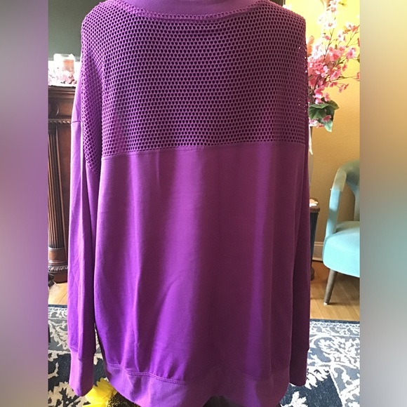 🌷NWT NINE WEST 3X ACTIVE TOP w/THUMBHOLES - Picture 3 of 10